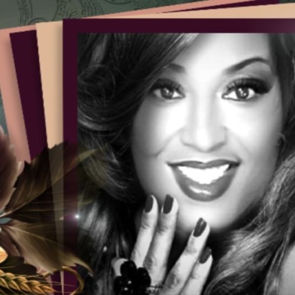 Meet your Posher, Shirley - Picture 1 of 1